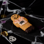 gingerbread man with halloween shirt
